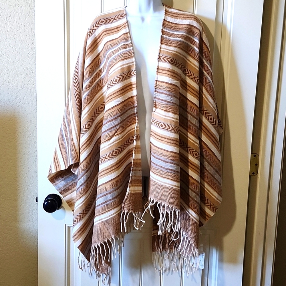 Womens Ruana Shall Wrap NWT One Size